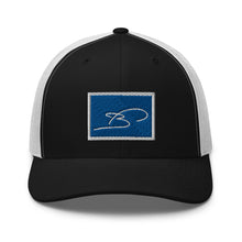 Load image into Gallery viewer, Beach trucker hat