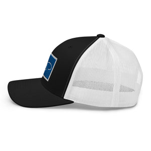 Beach trucker hat